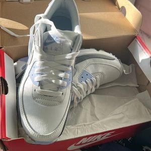 Nike AirMax 90 size 8